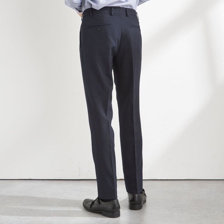 ブラックライン 【SLIM TAPERED_2】【秋冬】2釦シングルスリーピーススーツ 0タック/ネイビー×チェック/ウエストシャーリング/4S SUSTAINABILITY&ECOLOGY FABRIC/※パンツ裾上げ済仕様 紺濃色