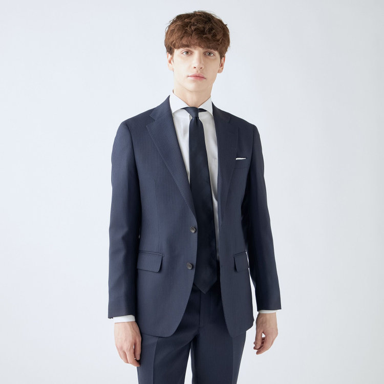 SUIT SELECT　アウトレット 【WEB限定/OUTLET/汚れ・キズ等有】【CLASSICO TAPERED】【秋冬】2釦シングルスーツ 1タック/ネイビー×ストライプ/super extra fine merino wool Raymond/※裾上げ必要 紺中間