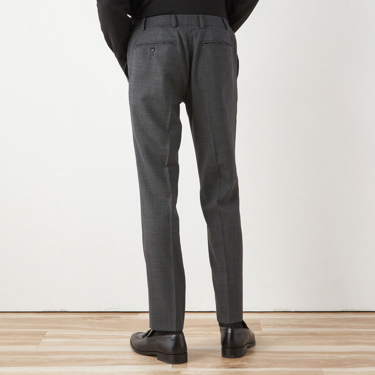 ブラックライン 【SLIM TAPERED_2】【秋冬】2釦シングルスーツ 0タック/グレー×バーズアイ/ウエストシャーリング/4S SUSTAINABILITY&ECOLOGY FABRIC/※パンツ裾上げ済仕様 グレー中間