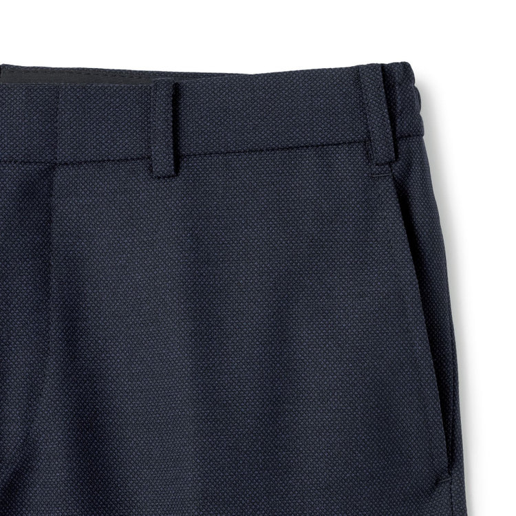 ブラックライン 【SLIM TAPERED_2】【秋冬】2釦シングルスーツ 0タック/ネイビー×バーズアイ/ウエストシャーリング/4S SUSTAINABILITY&ECOLOGY FABRIC/※パンツ裾上げ済仕様 紺中間